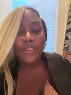 Cocomamii1 online show from 06/02/26, 12:54