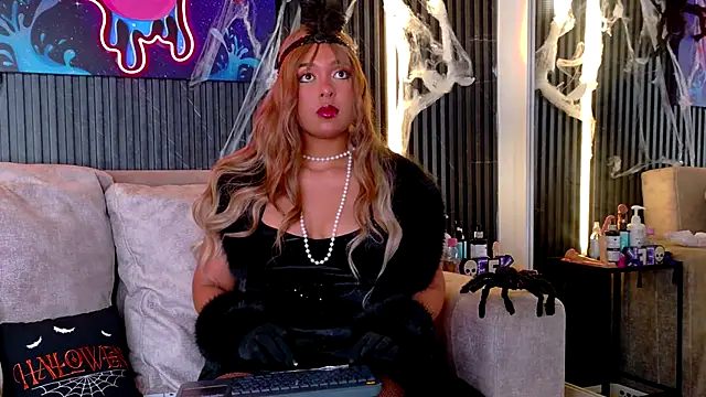 SophiaSummer online show from 10/30/25, 07:55