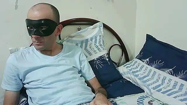 coplehot27 online show from 11/06/25, 03:49