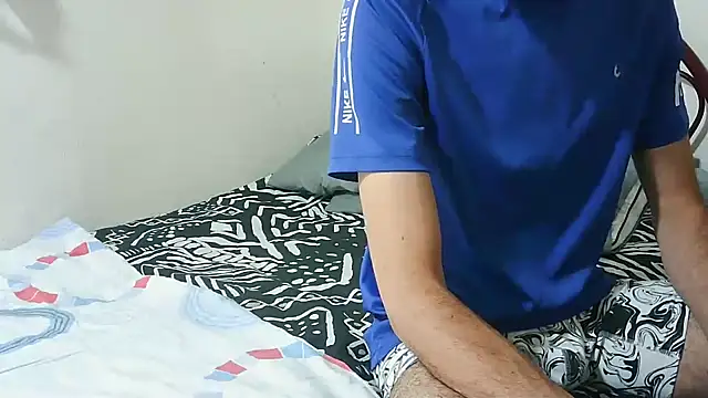 coplehot27 online show from 09/10/25, 04:06