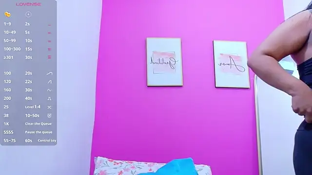 curvybrunnett online show from 09/14/25, 11:43