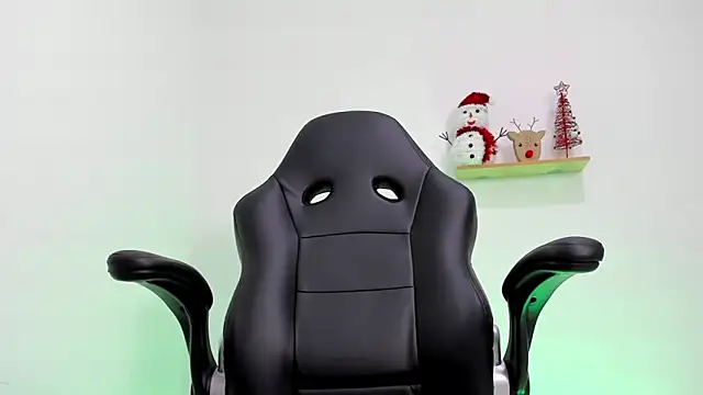 Mikecooper online show from 12/21/25, 11:49