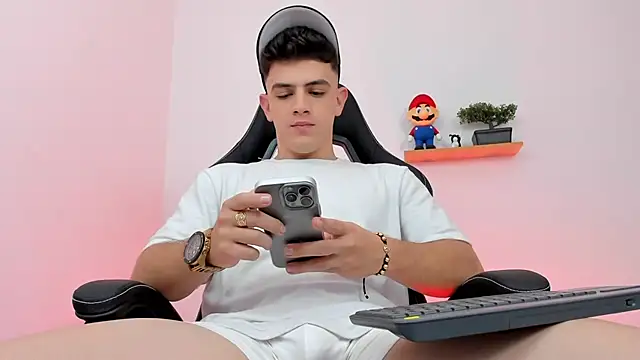 Mikecooper online show from 02/21/26, 12:23