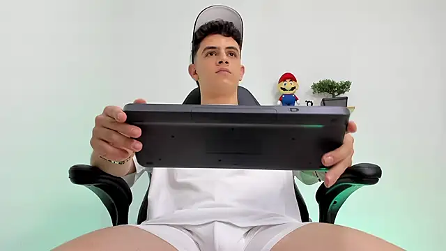 Mikecooper online show from 02/03/26, 02:53