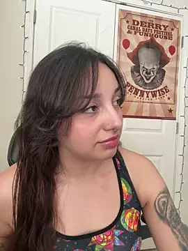 CharmingMaddie online show from 03/18/26, 06:20