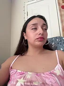 CharmingMaddie online show from 04/18/26, 05:15