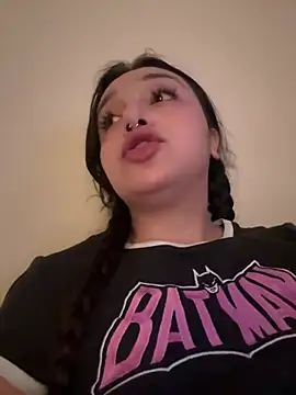 CharmingMaddie online show from 05/23/26, 05:06