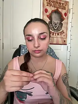CharmingMaddie online show from 03/09/26, 10:13