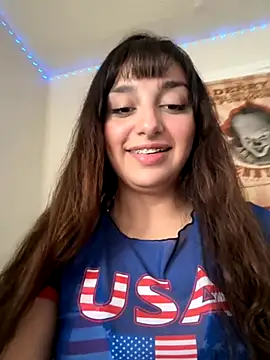 Snapshot of CharmingMaddie chatting on 09/29/25, 07:08 CharmingMaddie online show from 09/29/25, 07:08