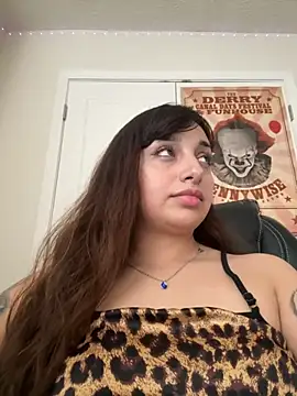 Snapshot of CharmingMaddie chatting on 11/09/25, 05:50 CharmingMaddie online show from 11/09/25, 05:50