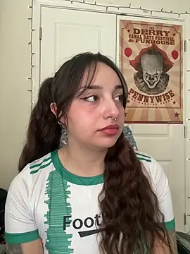 CharmingMaddie online show from 03/19/26, 06:41