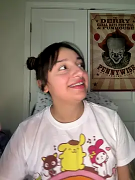 Snapshot of CharmingMaddie chatting on 12/14/25, 08:58 CharmingMaddie online show from 12/14/25, 08:58