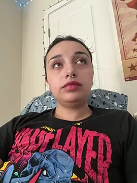 CharmingMaddie online show from 04/24/26, 05:04