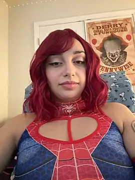 Snapshot of CharmingMaddie chatting on 11/25/25, 04:18 CharmingMaddie online show from 11/25/25, 04:18