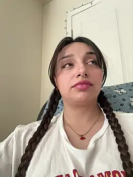 CharmingMaddie online show from 04/07/26, 04:53