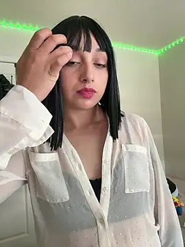 CharmingMaddie online show from 04/30/26, 08:57
