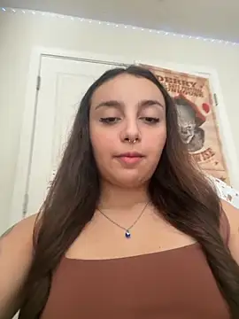 Snapshot of CharmingMaddie chatting on 09/08/25, 04:28 CharmingMaddie online show from 09/08/25, 04:28