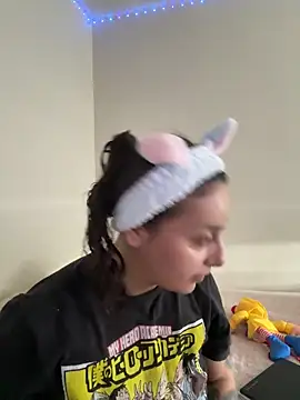 CharmingMaddie online show from 05/06/26, 07:07