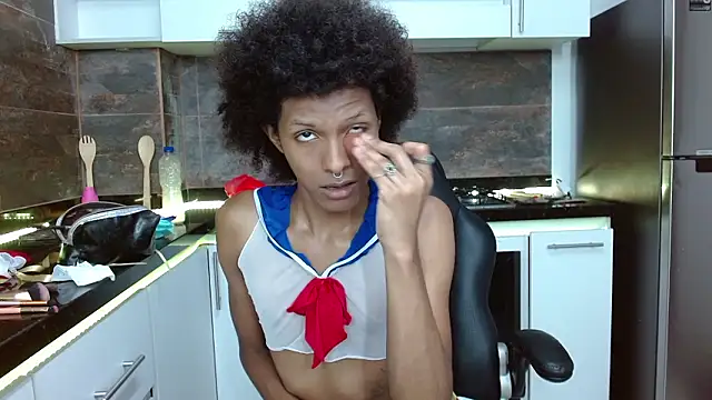 Violett Salvatore online show from 02/01/26, 03:54