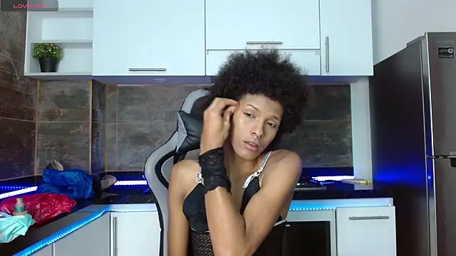 Violett Salvatore online show from 01/11/26, 03:08