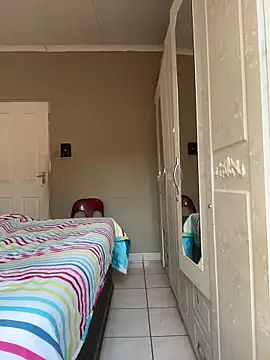 xxxversacejay online show from 10/10/25, 05:41