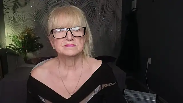 Sabina Ros online show from 03/02/26, 07:37