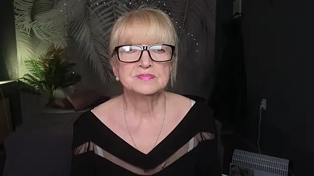 Sabina Ros online show from 03/03/26, 07:48