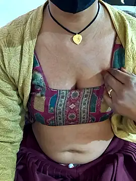 Love-pari077 online show from 01/10/26, 06:42