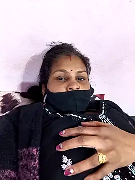 Love-pari077 online show from 12/20/25, 08:17