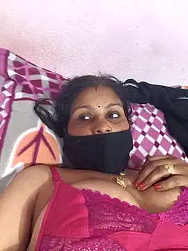 Love-pari077 online show from 02/19/26, 03:31