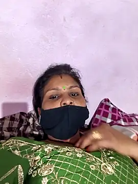 Love-pari077 online show from 02/18/26, 05:49