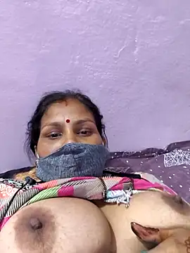 Love-pari077 online show from 10/22/25, 03:11