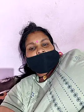 Love-pari077 online show from 04/15/26, 05:28