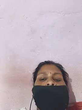 Snapshot of Love-pari077 chatting on 05/15/26, 05:49 Love-pari077 online show from 05/15/26, 05:49
