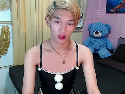 fuckerfriendsxx online show from 05/05/26, 10:57