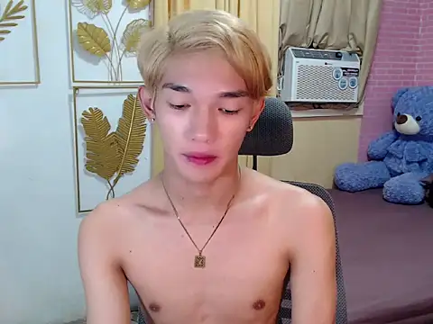 fuckerfriendsxx online show from 04/12/26, 04:38