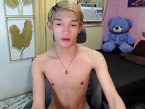 fuckerfriendsxx online show from 05/17/26, 04:34