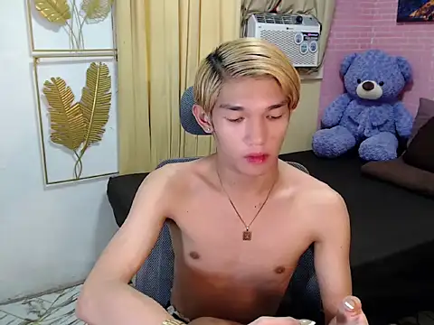 fuckerfriendsxx online show from 05/08/26, 05:55
