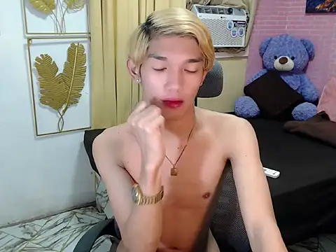 fuckerfriendsxx online show from 05/21/26, 06:33