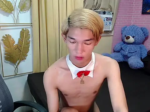fuckerfriendsxx online show from 04/28/26, 03:27