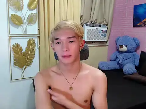 fuckerfriendsxx online show from 04/18/26, 12:29