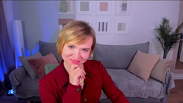 Snapshot of BellaSmitty chatting on 04/12/26, 05:00 BellaSmitty online show from 04/12/26, 05:00