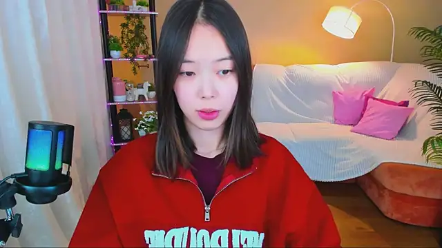 Snapshot of SoulHarmoonyy chatting on 09/25/25, 01:17 SoulHarmoonyy online show from 09/25/25, 01:17