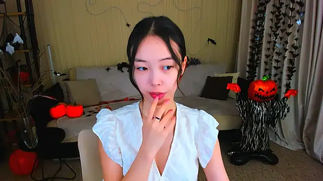 Snapshot of SoulHarmoonyy chatting on 11/03/25, 01:15 SoulHarmoonyy online show from 11/03/25, 01:15