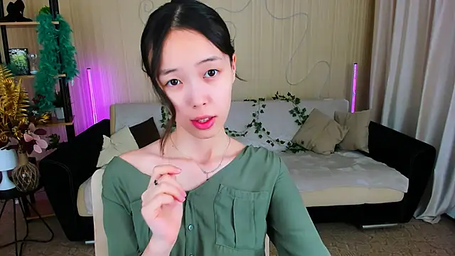 Snapshot of SoulHarmoonyy chatting on 11/26/25, 01:11 SoulHarmoonyy online show from 11/26/25, 01:11