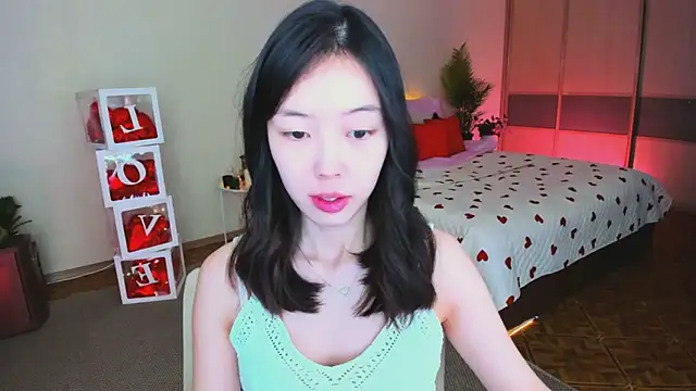 Snapshot of SoulHarmoonyy chatting on 02/10/26, 06:40 SoulHarmoonyy online show from 02/10/26, 06:40