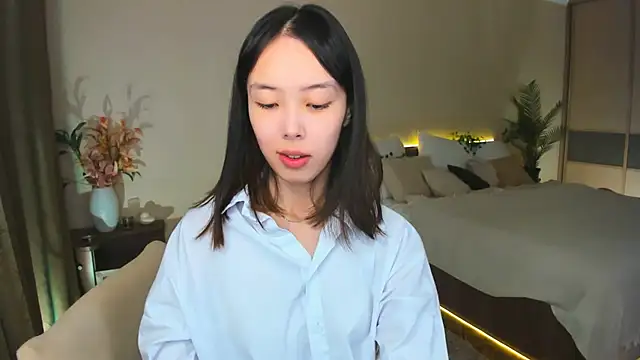 Snapshot of SoulHarmoonyy chatting on 10/23/25, 01:32 SoulHarmoonyy online show from 10/23/25, 01:32