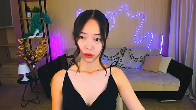 Snapshot of SoulHarmoonyy chatting on 09/21/25, 08:19 SoulHarmoonyy online show from 09/21/25, 08:19