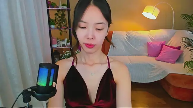 Snapshot of SoulHarmoonyy chatting on 09/26/25, 07:21 SoulHarmoonyy online show from 09/26/25, 07:21