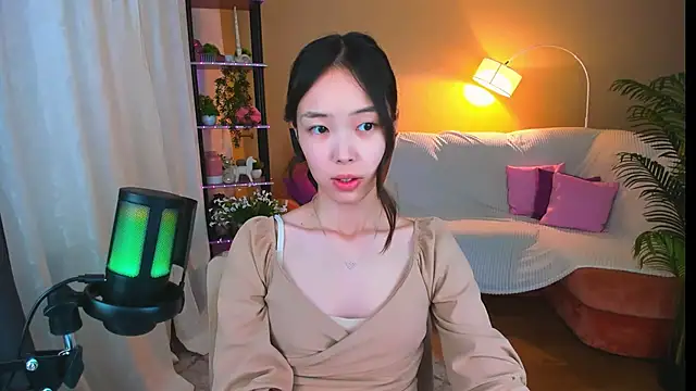 Snapshot of SoulHarmoonyy chatting on 09/23/25, 01:18 SoulHarmoonyy online show from 09/23/25, 01:18